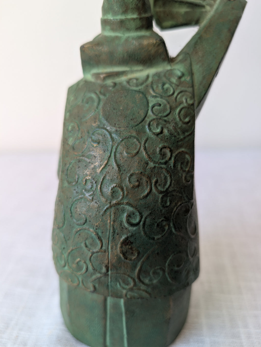 Sōtarō Saegusa, Japanese Cast-Iron Figure with Fan, photograph 4