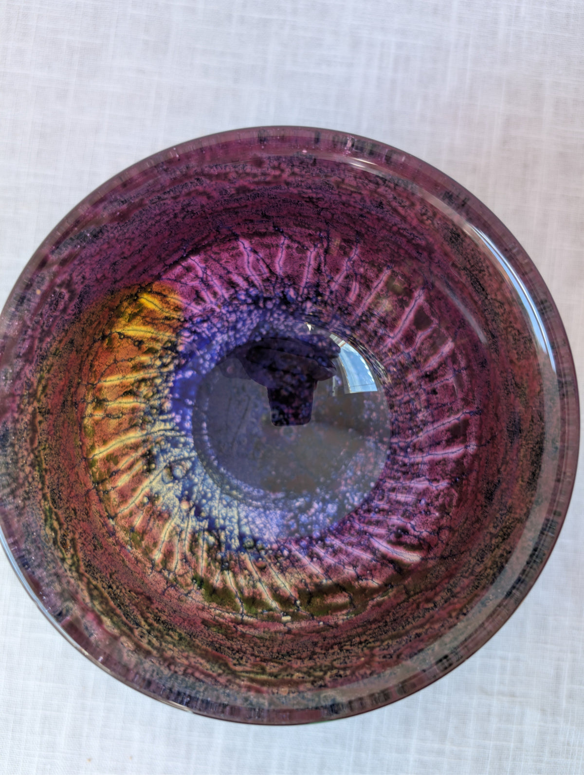 Göran Wärff for Kosta Boda, Plum-Purple Art Glass Bowl, photograph 7